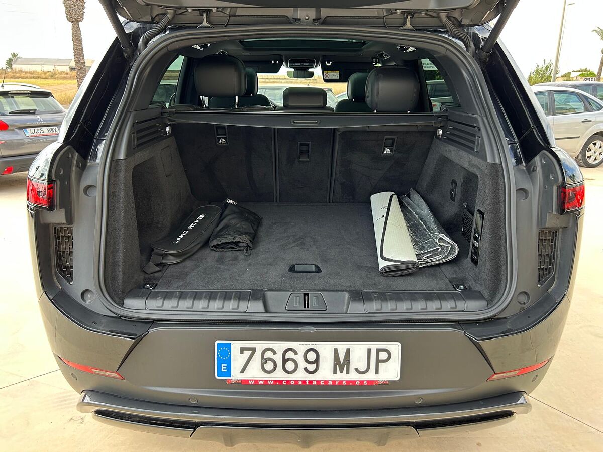 LAND ROVER RANGE ROVER SPORT SE 3.0 TD6 MHEV AUTO SPANISH LHD IN SPAIN ONLY 6000 MILES 2023